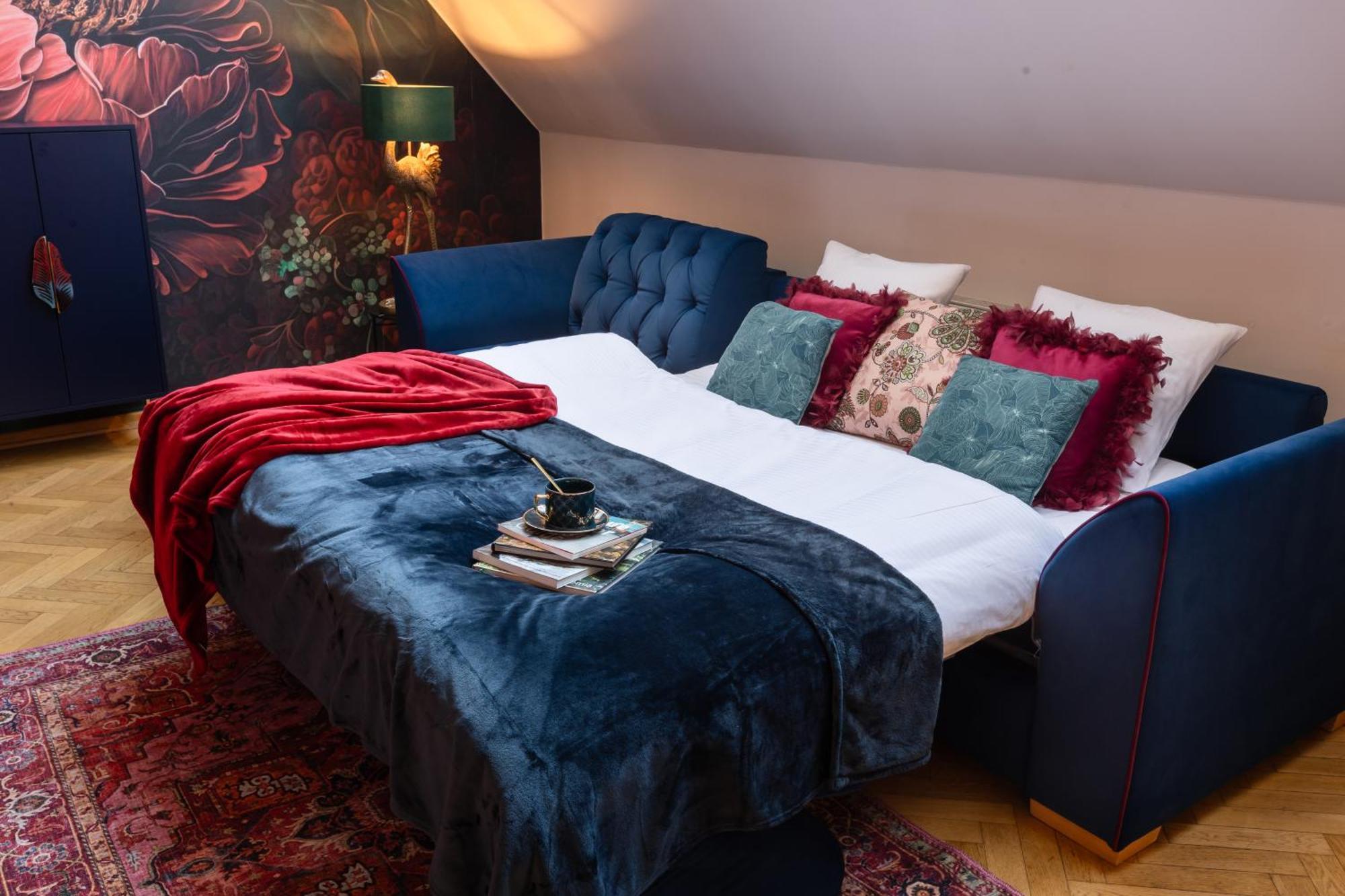 Decadent Art Deco Balcony Apartment In Old Town Prag Exteriör bild