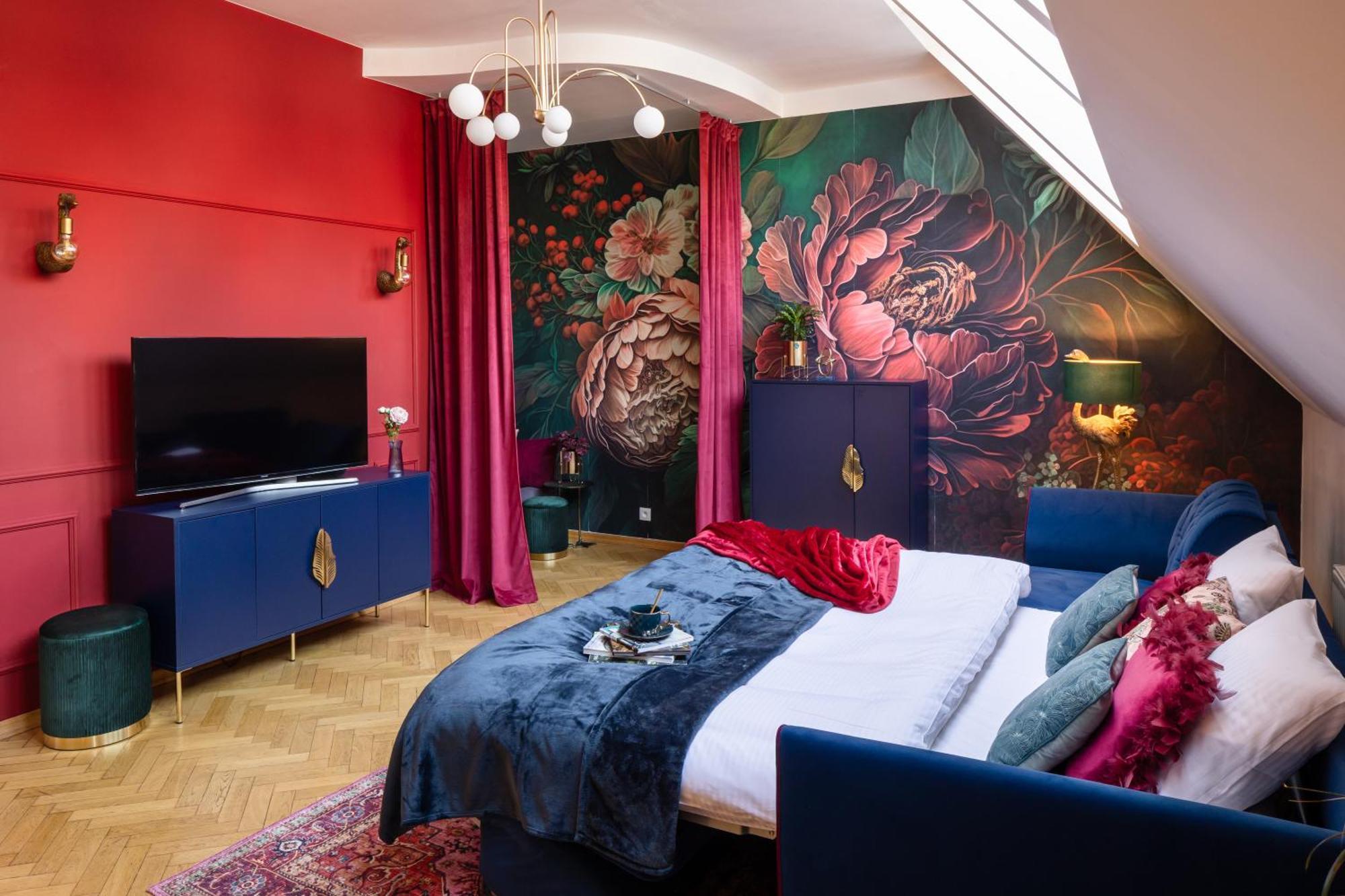 Decadent Art Deco Balcony Apartment In Old Town Prag Exteriör bild